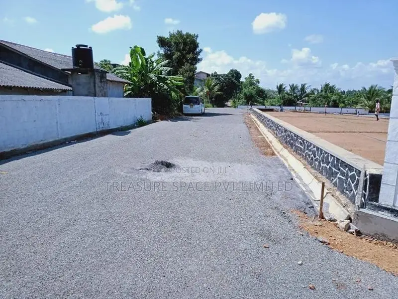 Land for sale at Homagama near Katuwana Road