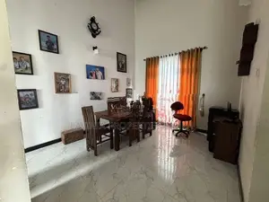 3 Bedroom House with Garden for sale in Homagama MIKE0001