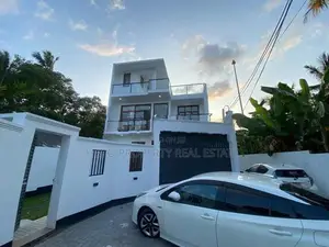 Super Modern Luxury House for Sale in Piliyandala