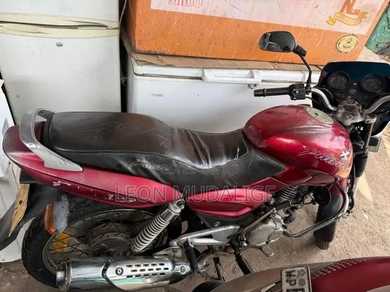 Bajaj Pulsar 180 2006