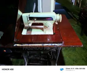 Singer Sewing Machine