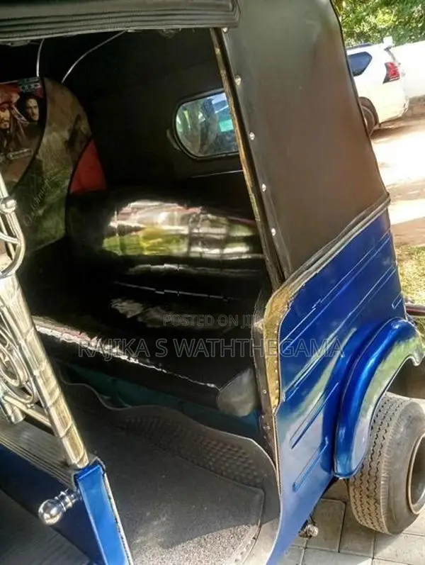Bajaj RE 1998