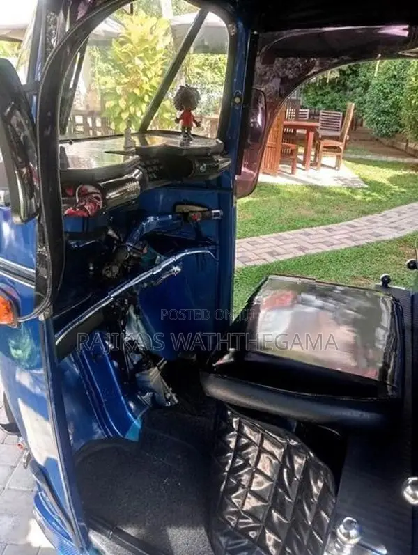 Bajaj RE 1998