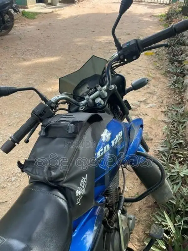 Bajaj XCD 125 2021