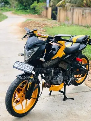 Bajaj Pulsar NS200 2017