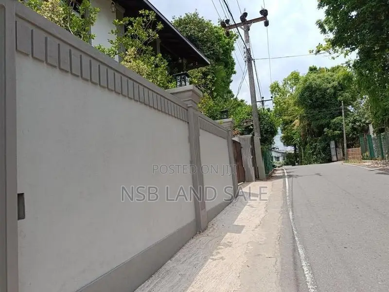 BRAND NEW SUPER LUXURY HOUSE FOR SALE IN THAWATUGODA