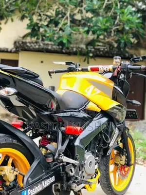 Bajaj Pulsar NS200 2017