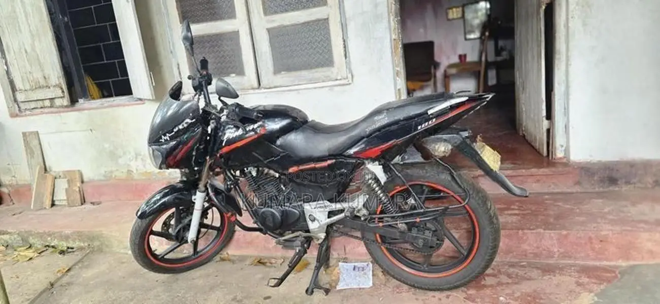 Bajaj Pulsar 180 2010