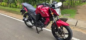 Yamaha FZ 2012