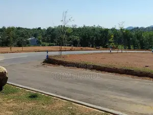 නාගොඩ බිම් කොටස්