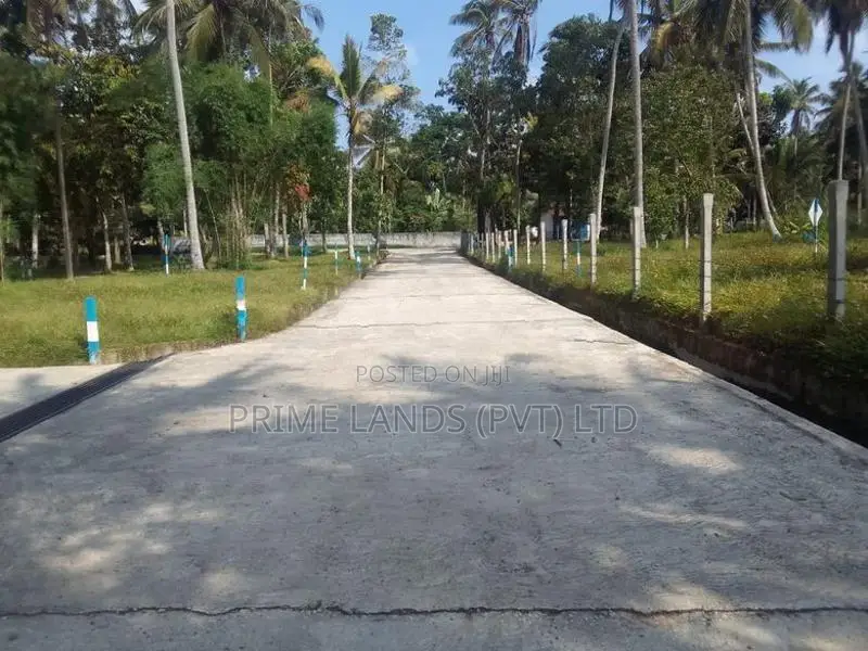 නයිවල,දෙවොලපොල ඉඩමක් විකිණීමට