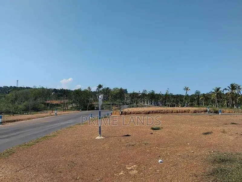 නාගොඩ බිම් කොටස්