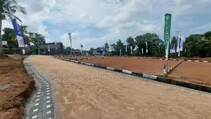 Land for sale in Moratuwa C33