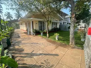 Furnished 3 bedroom holiday Bungalow with AC/Hot water Near Negombo