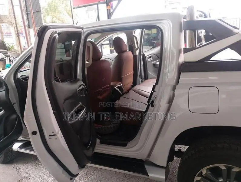 Mitsubishi L200 Double Cab 2019