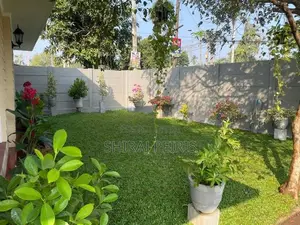 Furnished 3 bedroom holiday Bungalow with AC/Hot water Near Negombo