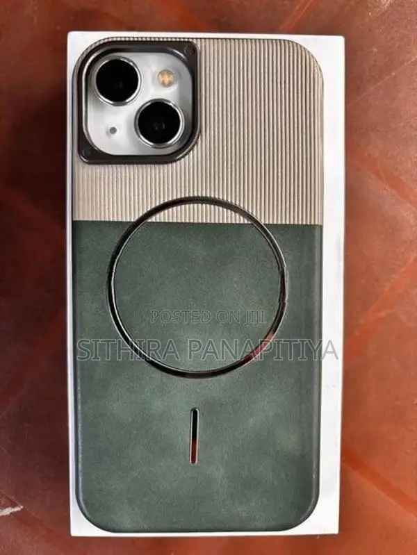 Apple iPhone 13 (Used)