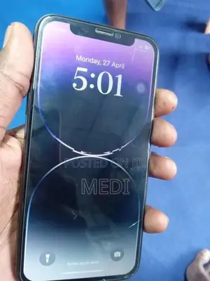 Apple iPhone XS (Used)