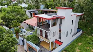 Luxury Three-Story Family House for Sale – Prime Maharagama