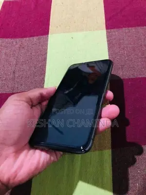 Apple iPhone X (Used)