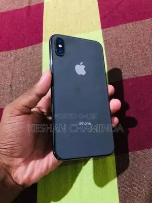Apple iPhone X (Used)