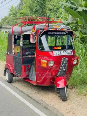 Bajaj RE 2005