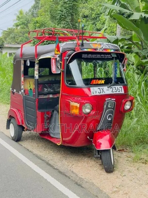 Bajaj RE 2005