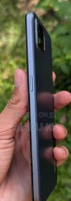 Oppo F17 8GB 128GB (Used)