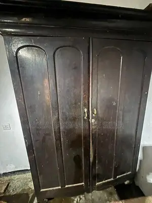 Antique Almariya