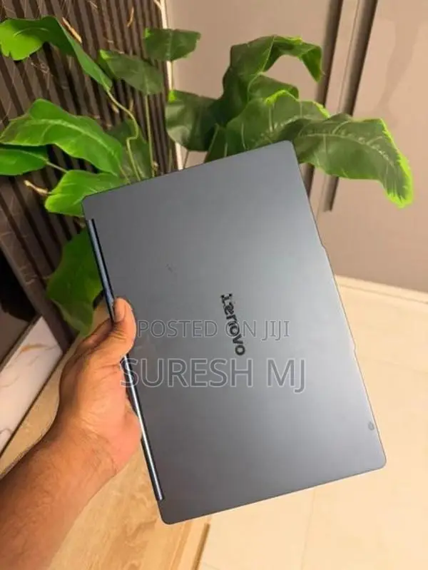 Yoga Book Ultra 7
