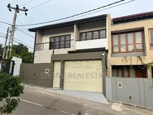 Luxury House For Sale Polgasovita