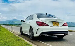 Mercedes Benz CLA 180 AMG Premium Plus 2017