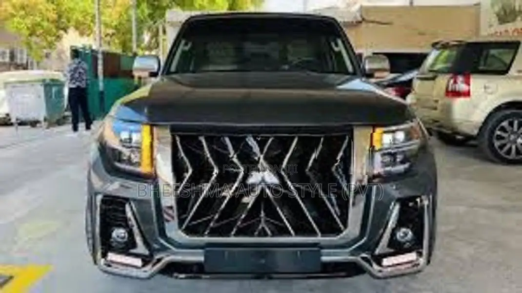 2015 Montero Face Lift Black HAWK