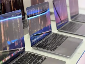 Apple MacBook Air M1 Chip 16GB RAM 512GB SSD