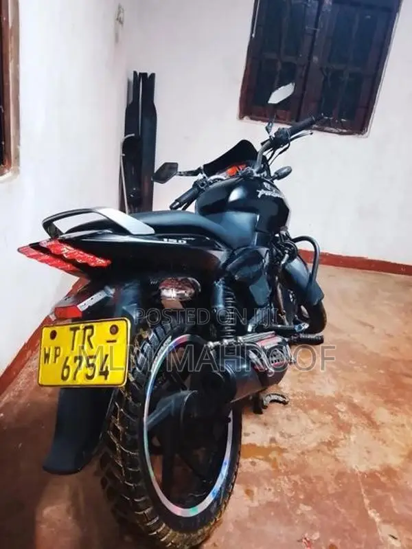 Bajaj Pulsar 180 2007