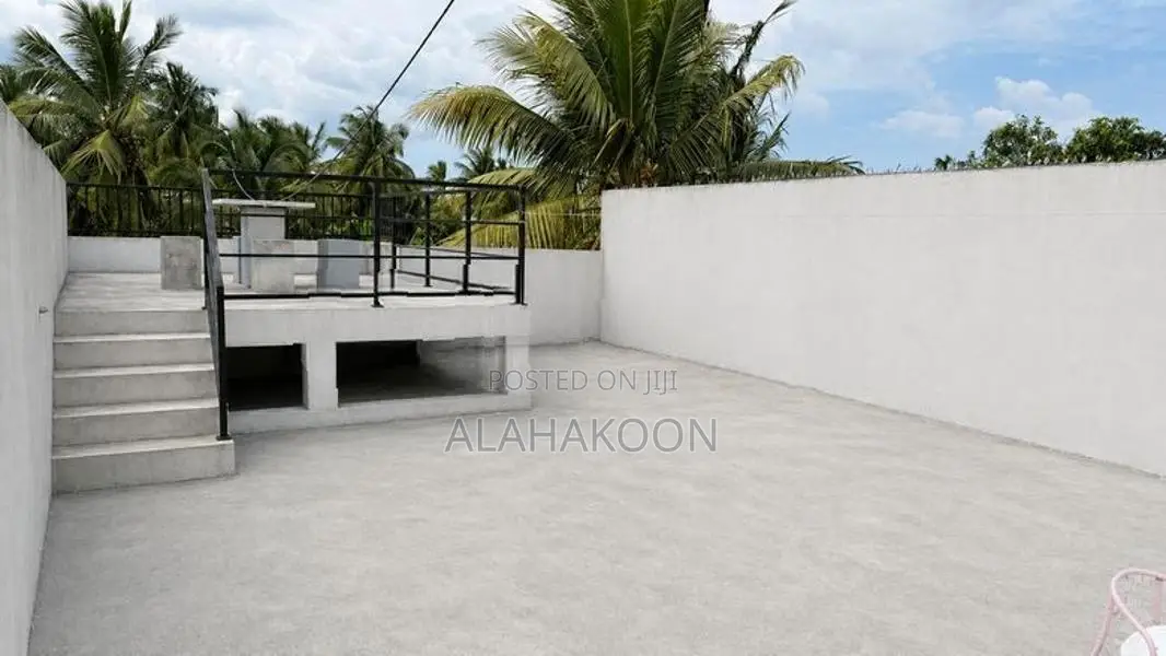 Luxury House With Commercial Building For Sale In Kolonnawa