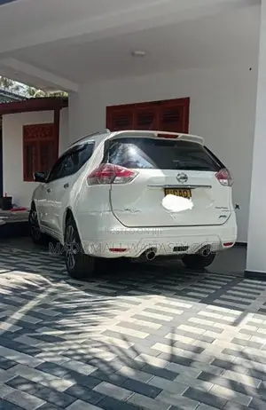 Nissan X-Trail 2016