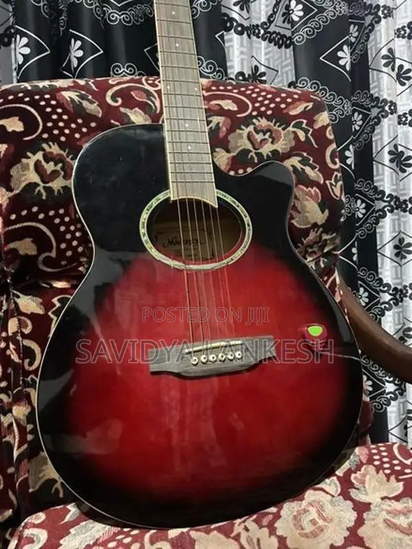 Maverick Guitar