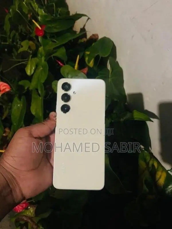 ZTE nubia V80 Plus (Used)