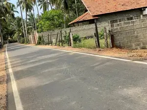 Land for Sale in Kasbawa Polgasowita