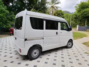 Nissan Clipper Dx 2025