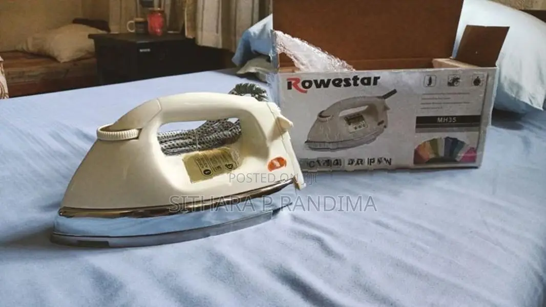 Rowestar Nun-stick Heave Dry Iron 1200w