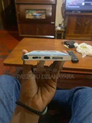 Samsung Galaxy S22 Ultra (Used)