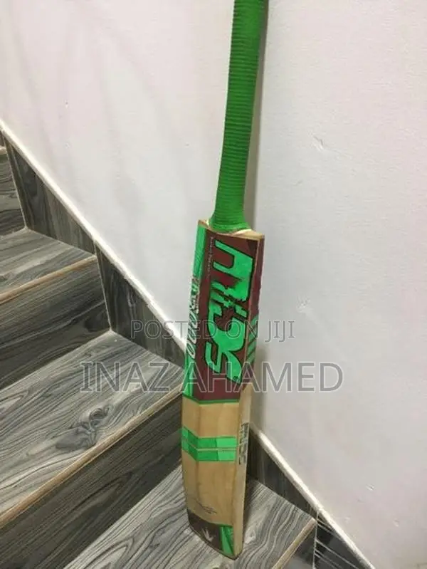 Mids Junior Cricket Bat