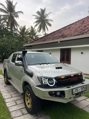 Toyota Hilux 2011