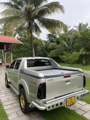 Toyota Hilux 2011