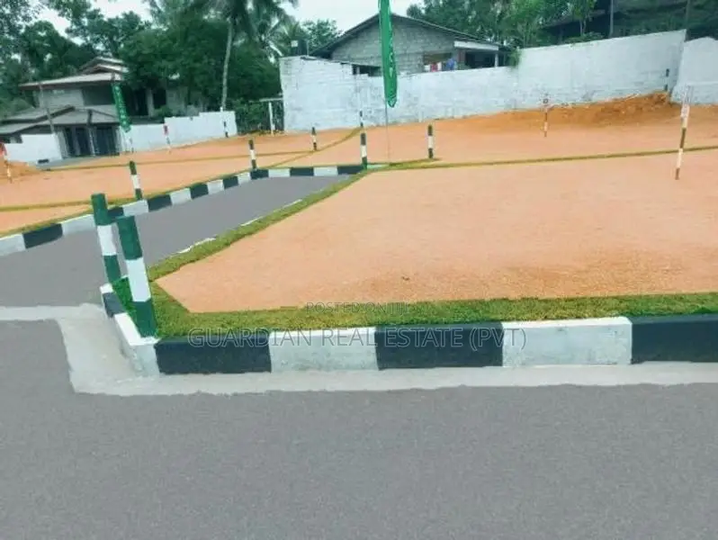 Luxury Land Plots for Sale in Homagama Watareka