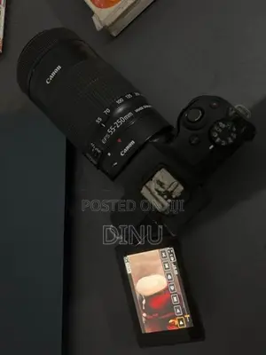 Canon M50 with Kit Lens & 55-250mm