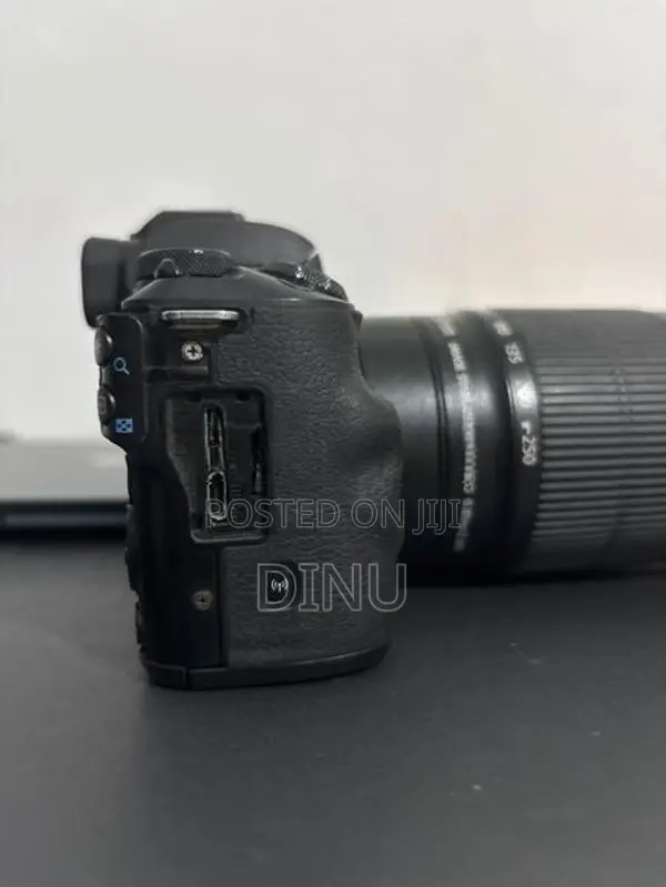 Canon M50 with Kit Lens & 55-250mm