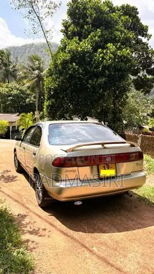 Nissan Sunny FB 14 1994